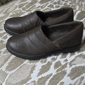 Easy Street Brown Loafers Slip-On Shoes